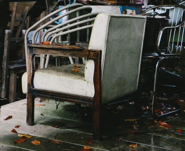 the ways to recycle your old furniture